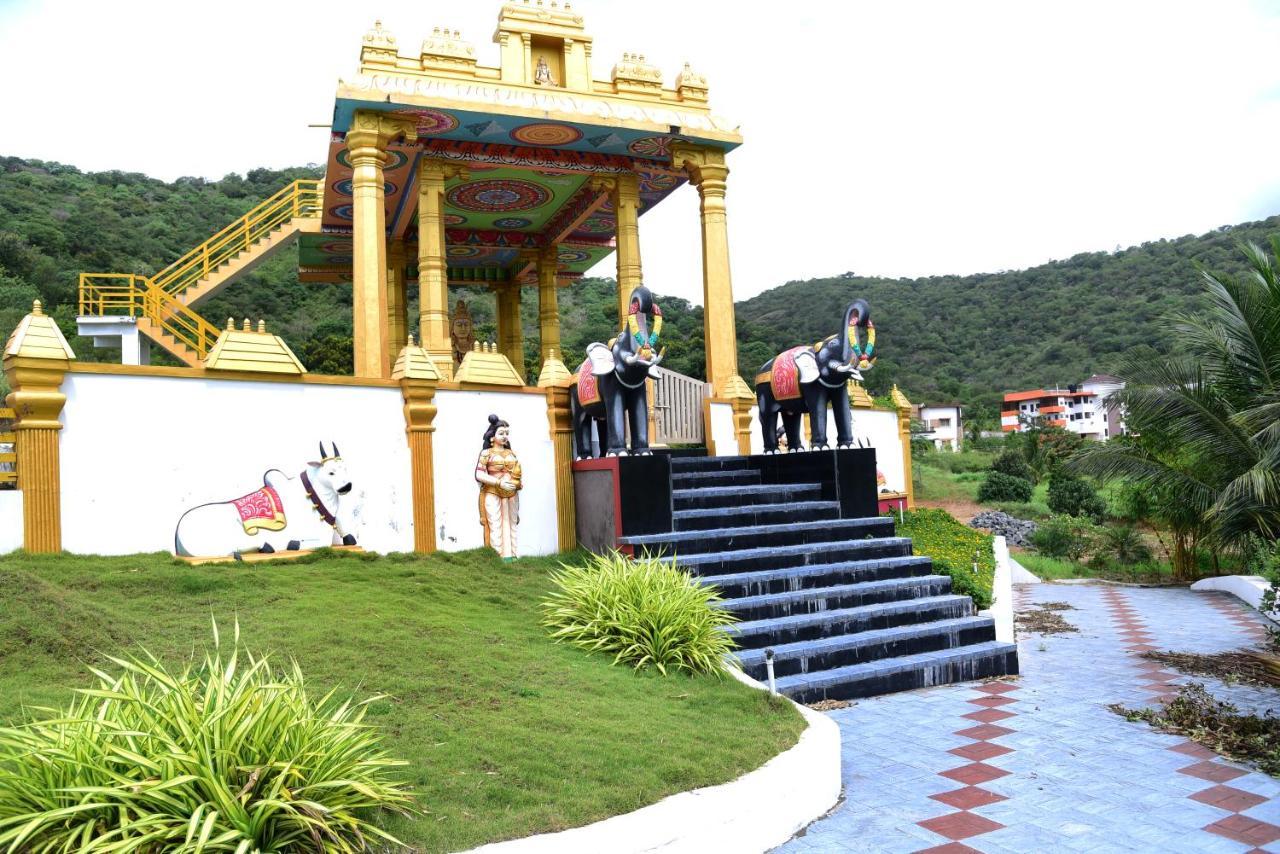 Nirvana Holistic Living Varagampadi Luaran gambar