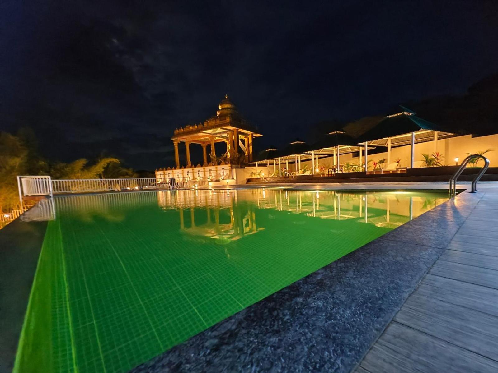 Nirvana Holistic Living Varagampadi Luaran gambar