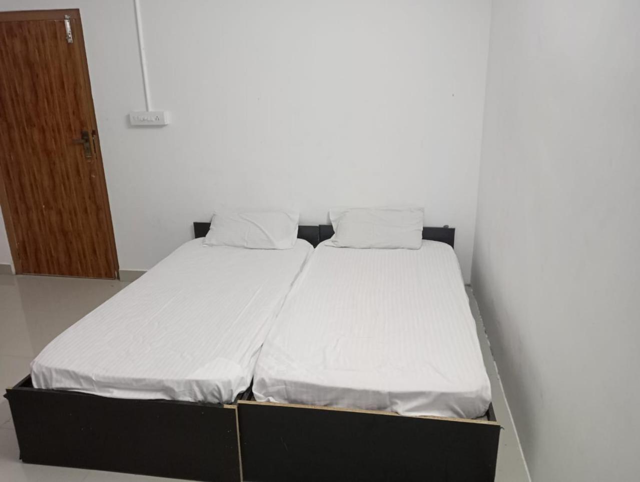 Nirvana Holistic Living Varagampadi Luaran gambar